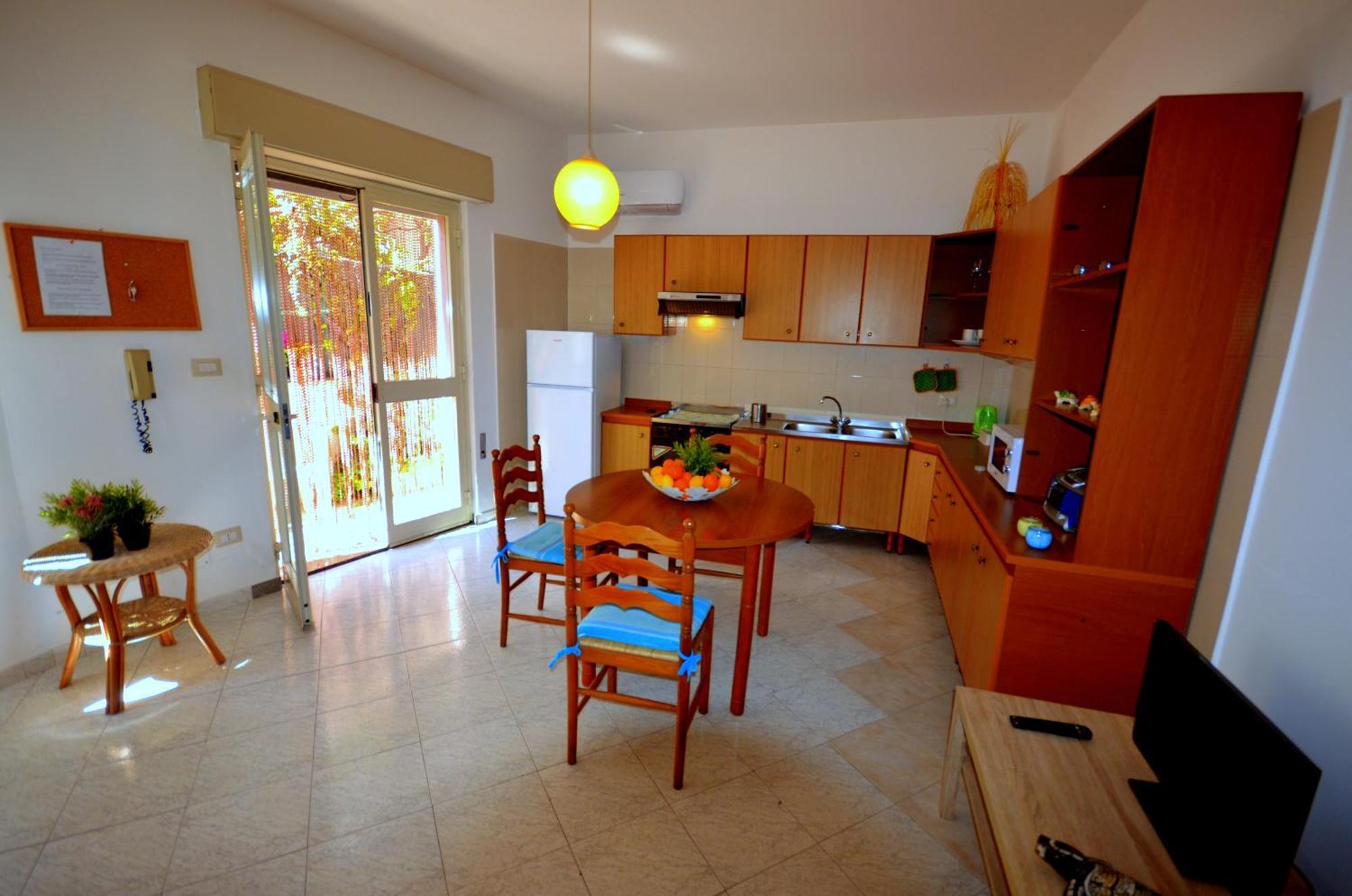 Naxos Sea Holiday Apartments Джардини-Наксос Экстерьер фото