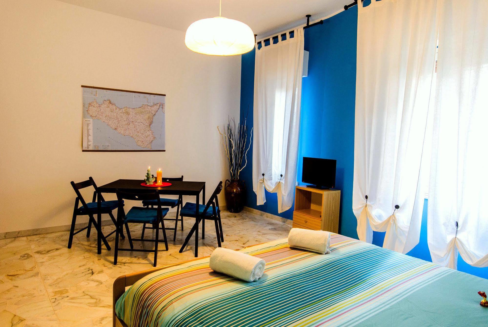 Naxos Sea Holiday Apartments Джардини-Наксос Экстерьер фото